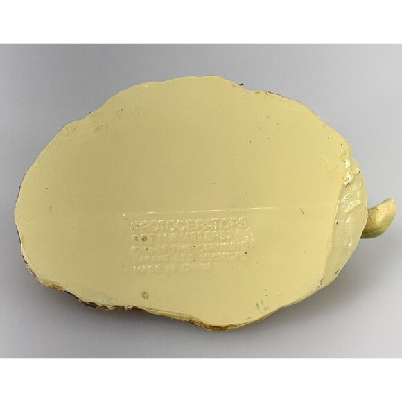 Safari Ltd Dinosaur Toy Carnegie Collection Original Protoceratops on Nest - Picture 8 of 8